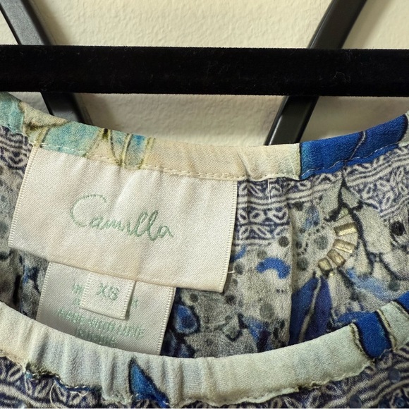 Camilla Blue and White Floral Blouse - Picture 4 of 9